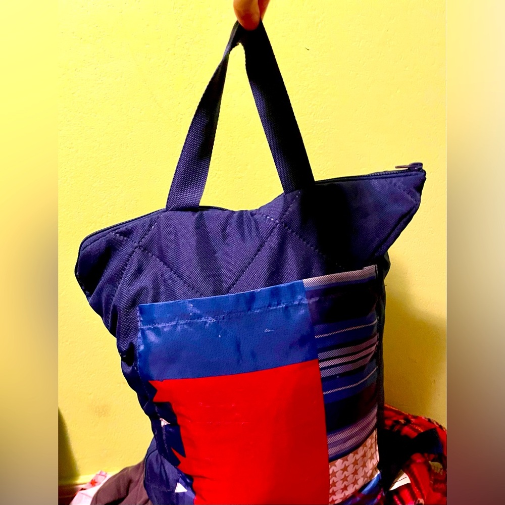 Mainstays Patriotic Red White Blue Outdoor Blanket/ Stadium Seat Water Repellant